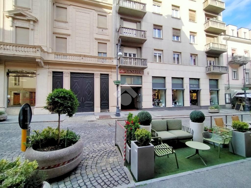 Four-room apartment Viale Conseil Des Commis, Aosta - photo 3