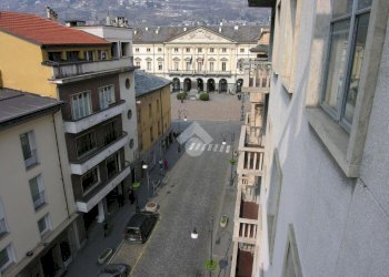 Four-room apartment Viale Conseil Des Commis, Aosta - photo 9