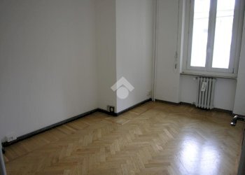 Four-room apartment Viale Conseil Des Commis, Aosta - photo 16