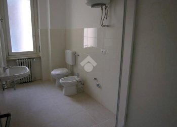 Four-room apartment Viale Conseil Des Commis, Aosta - photo 18