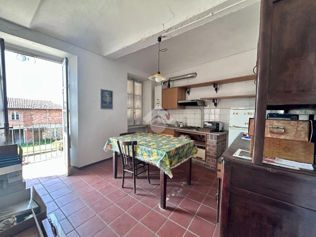 Quadrilocale Frazione Quarto Inferiore, Asti - foto 1