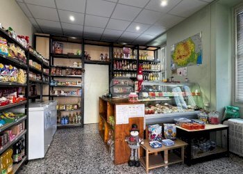 Shop Via Angelo Siffredi, Imperia - photo 4