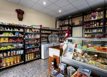 Shop Via Angelo Siffredi, Imperia - photo 5