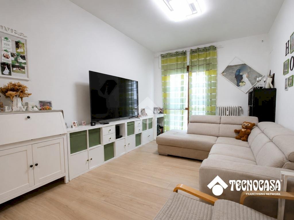 Four-room apartment Via vanzago, Cornaredo - photo 3