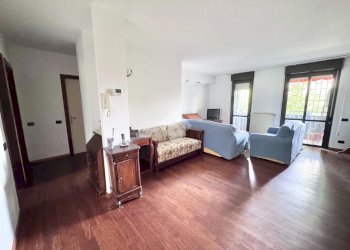Three-room apartment Via F. Turati, Binasco - photo 2