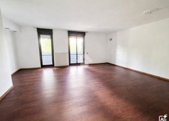 Three-room apartment Via F. Turati, Binasco - photo 4