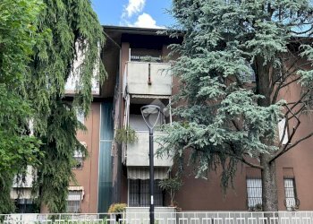 Three-room apartment Via Togliatti, Melegnano - photo 1