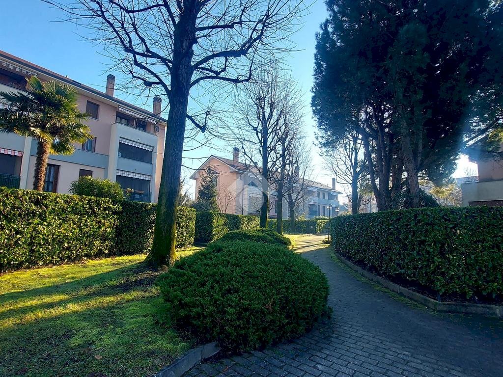 Three-room apartment via Ciniselli, Settimo Milanese - photo 1