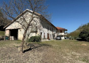 Semi-detached house Regione Rocchea, Canelli - photo 2