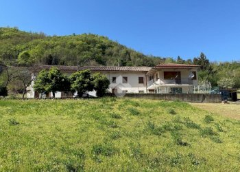 Semi-detached house Regione Rocchea, Canelli - photo 4