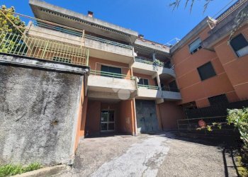 Trilocale Via colombo, Casella - foto 1