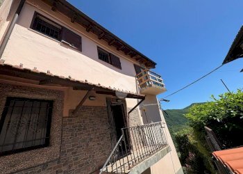 Semi-detached house Via G. Mereto, Serra Riccò - photo 1