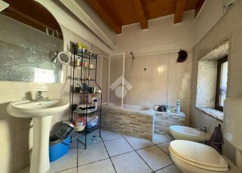 Semi-detached house Via G. Mereto, Serra Riccò - photo 17