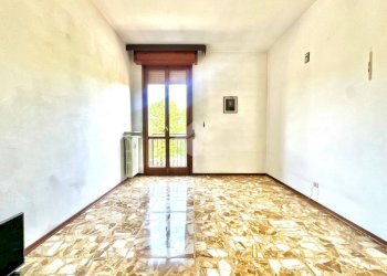 Three-room apartment Via Luigi Einaudi, Tortona - photo 2