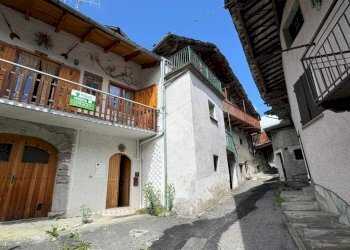 Semi-detached house Borgata Villar, Sampeyre - photo 37