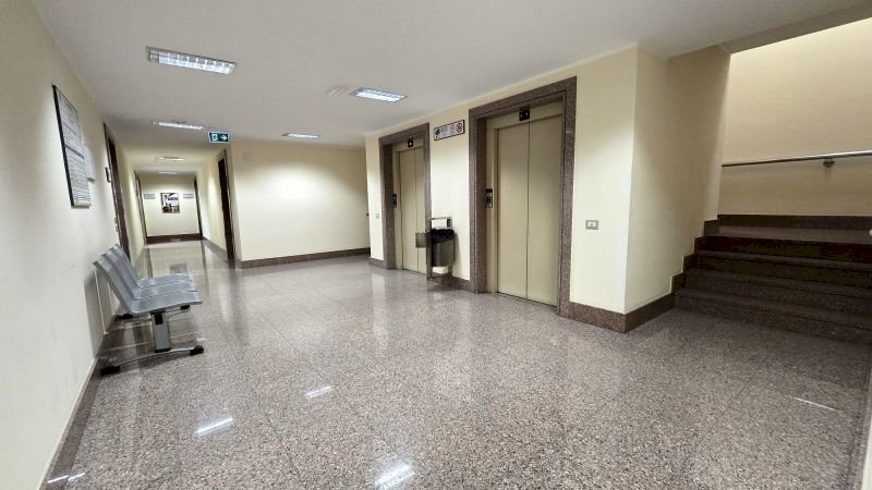 Ufficio Regione Borganlle, Aosta - foto 2
