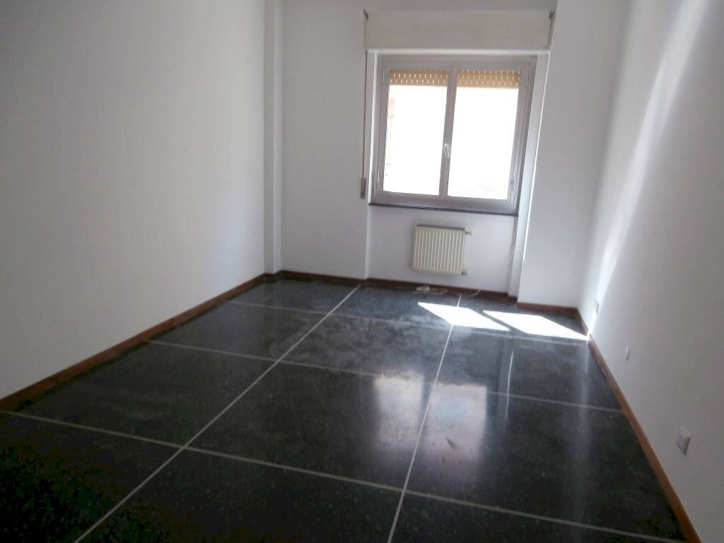 Bilocale Genova (zona San Fruttuoso) - foto 1