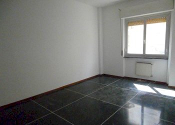 Bilocale Genova (zona San Fruttuoso) - foto 3