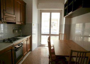 Bilocale Genova (zona San Fruttuoso) - foto 4