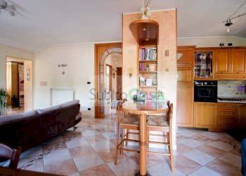 Foto 9 - Four-room apartment Via Corsi
 
12, Roccamontepiano - photo 9