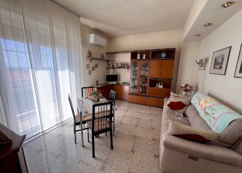 Foto 4 - Quadrilocale viale europa
 
303, Pietra Ligure - foto 4