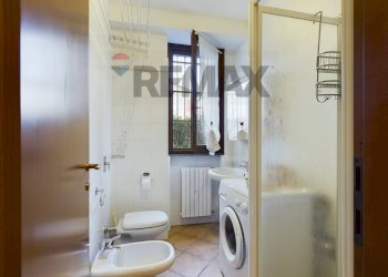 Bagno - Bilocale VIA FERMI
 
30, Certosa di Pavia - foto 11