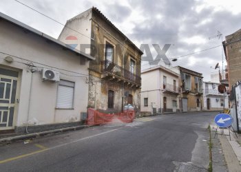 Edificio all\'aperto - Rustico Via Risorgimento
64, Pagliara - foto 2