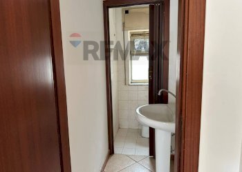 Bagno - Locale Commerciale Corso Indipendenza
 
40, Catania - foto 5