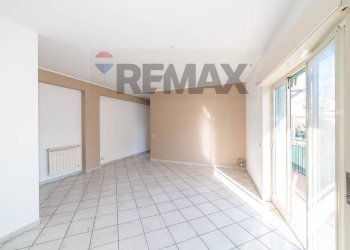 Stanza vuota - Appartamento Via Belpasso
 
35, Camporotondo Etneo - foto 7