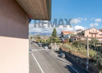 Balcone - Appartamento Via Belpasso
 
35, Camporotondo Etneo - foto 9