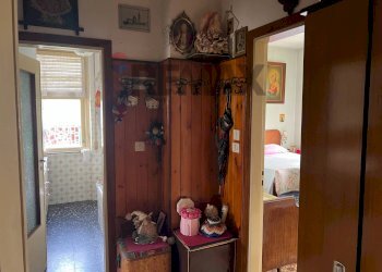 Hall / corridoio - Trilocale Gianico - foto 10