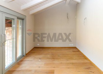 Stanza vuota - Semi-detached Villa Via Sant'Isidoro
 
1, Bogogno - photo 9