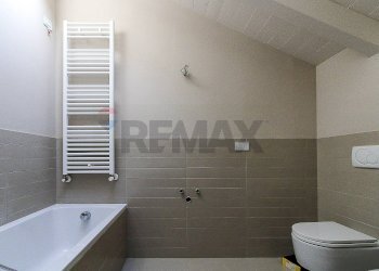 Bagno - Semi-detached Villa Via Sant'Isidoro
 
1, Bogogno - photo 11