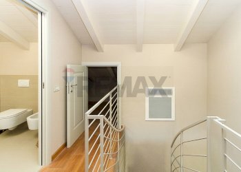 Scale - Semi-detached Villa Via Sant'Isidoro
 
1, Bogogno - photo 12