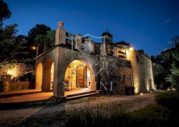 Foto 4 - Castello strada lauretana
 
3, Sinalunga - foto 4