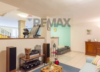Soggiorno - Appartamento Via del Mare
 
21, Marano di Napoli - foto 5
