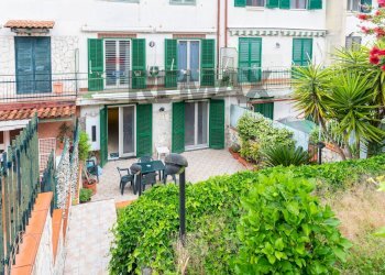 Edificio all\'aperto - Appartamento Via del Mare
 
21, Marano di Napoli - foto 19