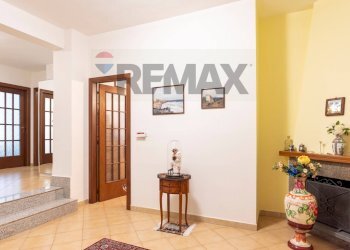 Hall / corridoio - Appartamento Via del Mare
 
21, Marano di Napoli - foto 32