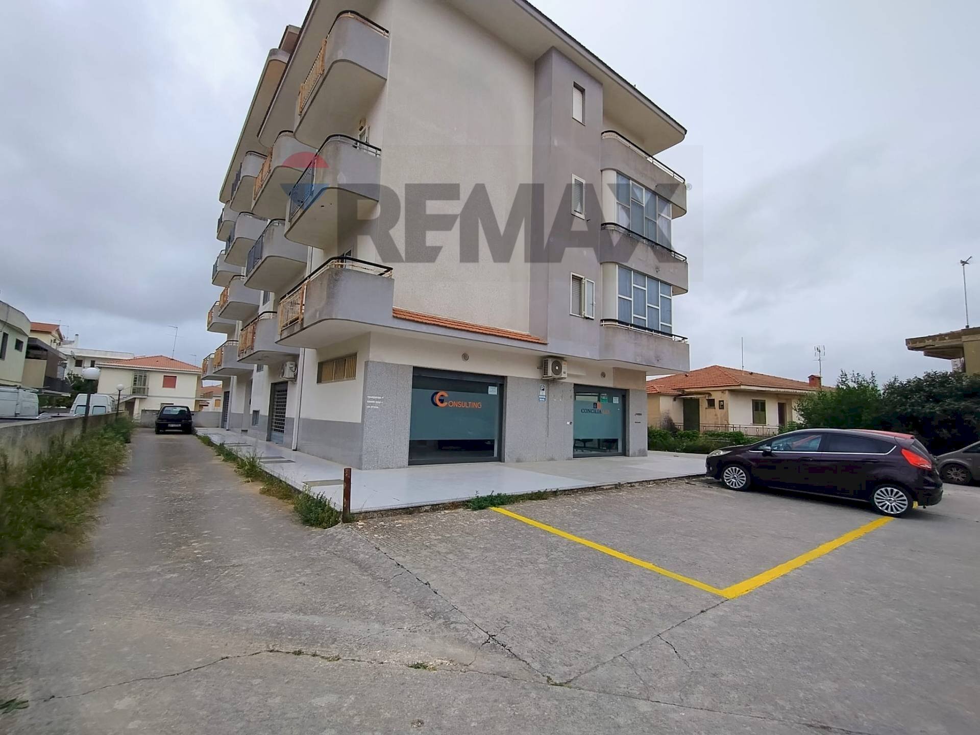 Edificio all\'aperto - Locale Commerciale via risorgimento
122, Modica - foto 2
