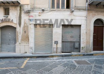 Edificio all\'aperto - Independent house Via Roma
 
152, Enna - photo 25