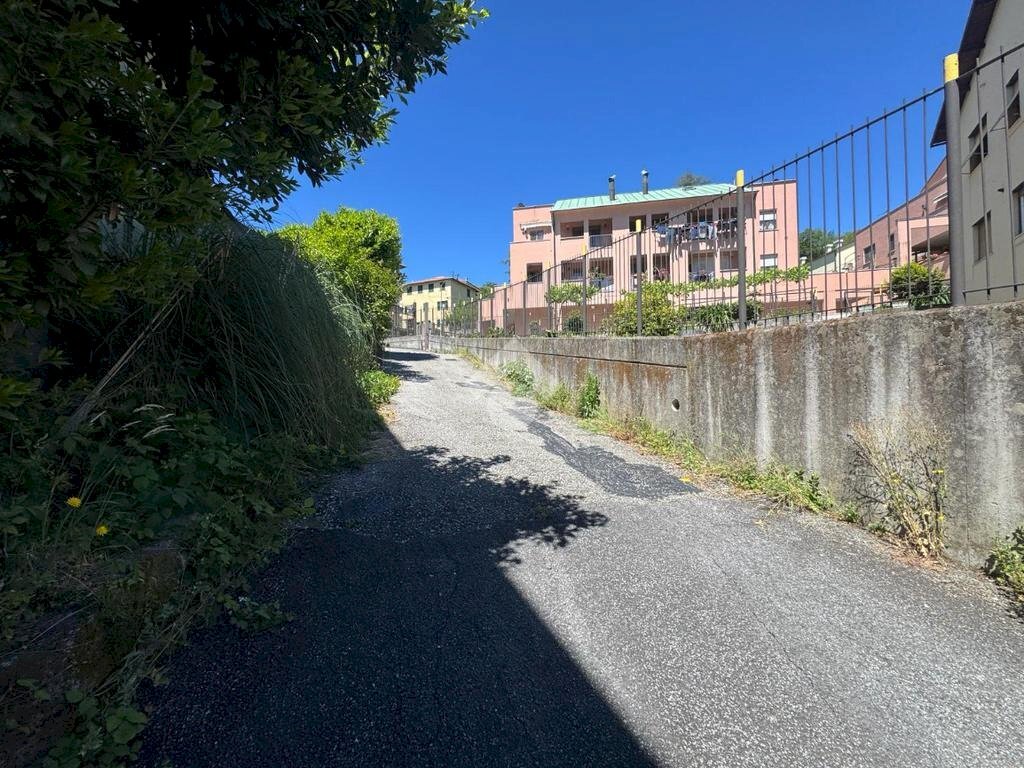 Box Via Morego, Genova (neighborhood Bolzaneto) - photo 2