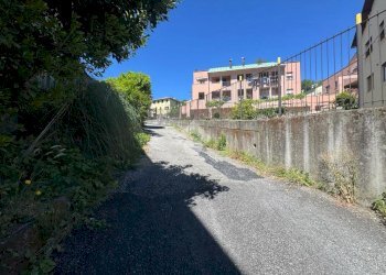 Box Via Morego, Genova (neighborhood Bolzaneto) - photo 2