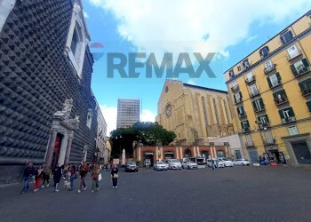 Edificio all\'aperto - Three-room apartment Napoli - photo 5