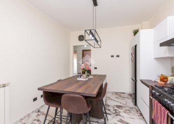 Three-room apartment Via Mirafiori, Beinasco - photo 2