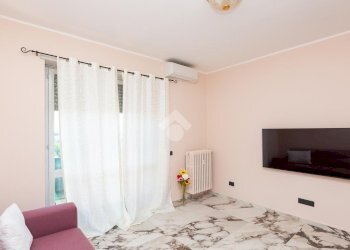 Three-room apartment Via Mirafiori, Beinasco - photo 12