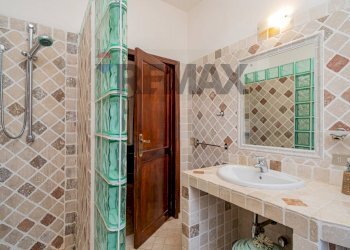 Bagno - Villa Via Zara Vicolo C, 33-27, Arzachena - photo 17