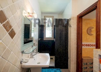 Bagno - Villa Via Zara Vicolo C, 33-27, Arzachena - photo 21