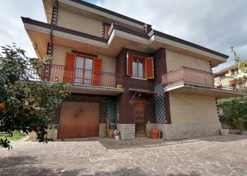 Foto 3 - Villa Don Antonio Marri
 
16, Deruta - foto 3