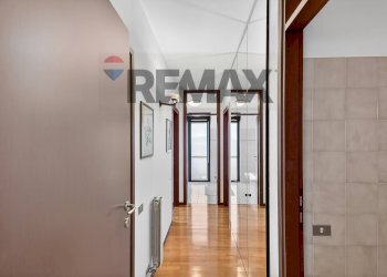 Hall / corridoio - Quadrilocale Via dei Fanti
 
13, Trescore Balneario - foto 17