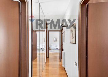 Hall / corridoio - Quadrilocale Via dei Fanti
 
13, Trescore Balneario - foto 24